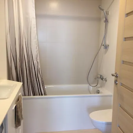 2 Bedroom Near Old Town *